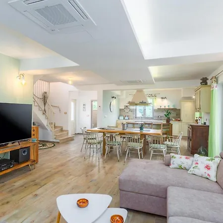 Stella Polaris Nyaraló