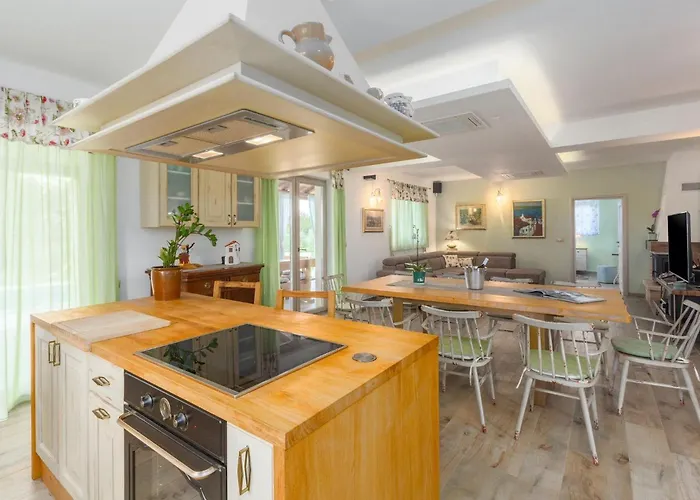 Stella Polaris Stuti