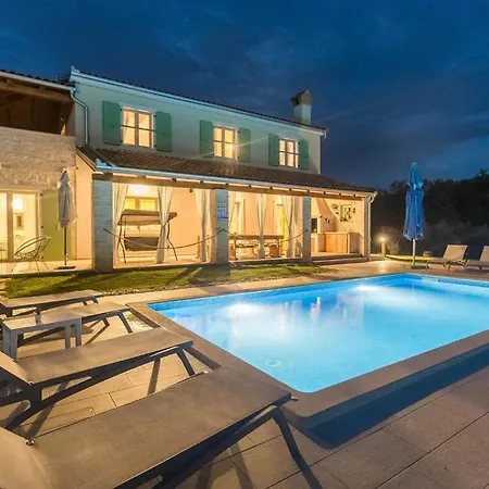 Stella Polaris Stuti